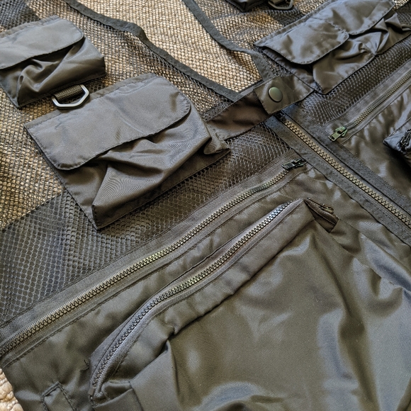Rothco Black Recon Vest - Picture 4 of 5